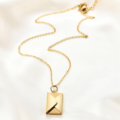 Colgante Sobre Dorado OFERTA 2X1