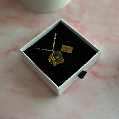 Colgante Sobre Dorado OFERTA 2X1